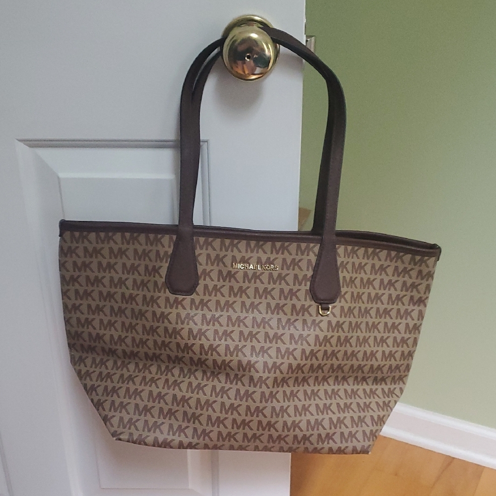Michael Kors Signature Brown Tote